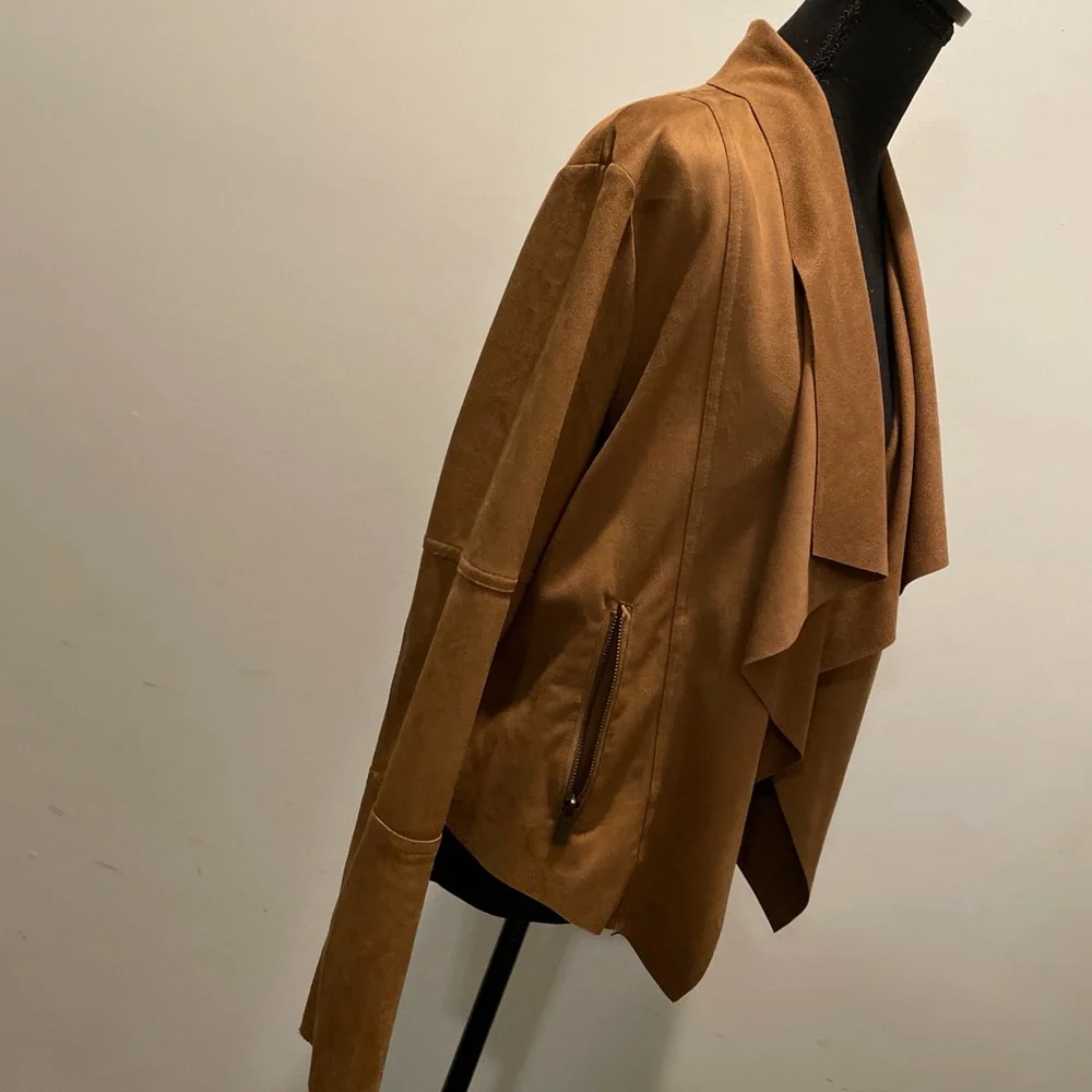 Baccinni Faux Suede Moto Jacket Size L Cognac Waterfall Drape Front Silhouette - Picture 2 of 8